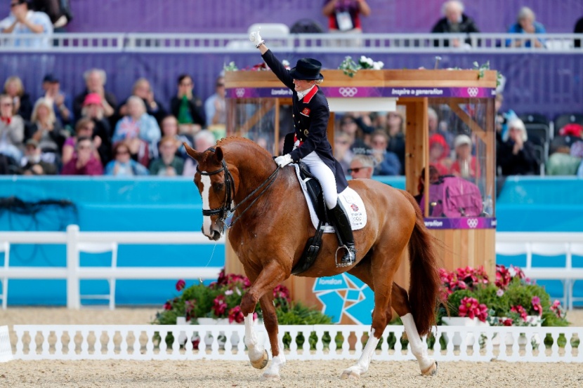 Gemeinsam bis zum Schluss: Laura Tomlinson verabschiedet ihre ...