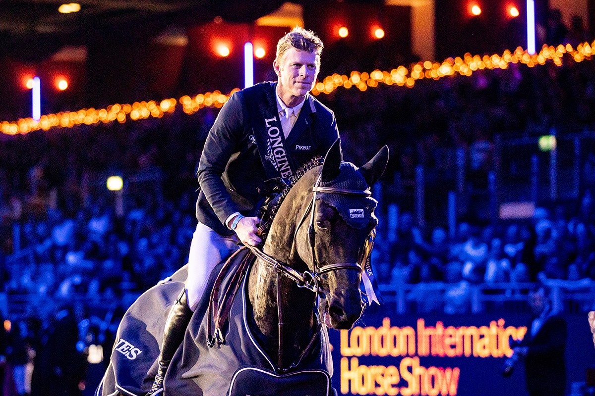 Max Kühner und Eic Cooley Jump the Q triumphieren in London